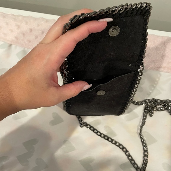 Mini Chain Crossbody - Picture 2 of 3